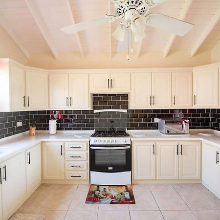 Beachy Cottage I Kitchen I Wi-Fi I Shaded Cabana I Parking เซนต์ฟิลิป ภายนอก รูปภาพ