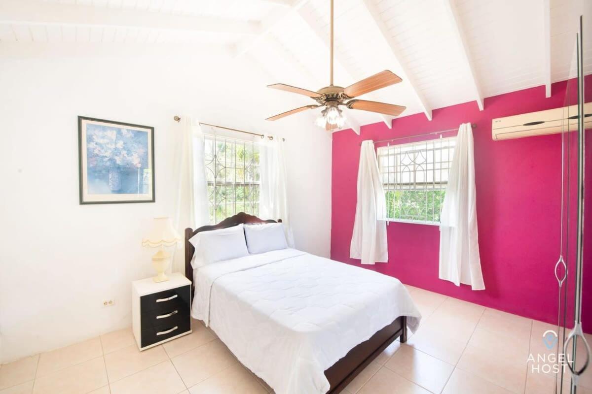 Beachy Cottage I Kitchen I Wi-Fi I Shaded Cabana I Parking เซนต์ฟิลิป ภายนอก รูปภาพ